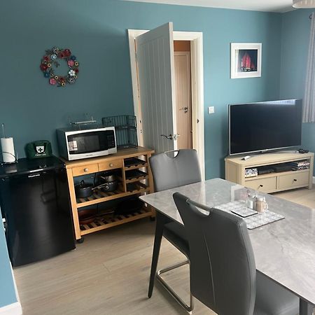 'Kodi'S Place' Well Appointed 1 Bedroom Apartment With Excellent Transport Links And Free Wi-Fi Whiteabbey Εξωτερικό φωτογραφία